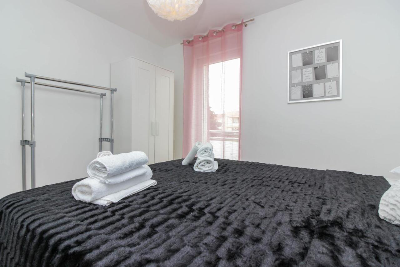 Apartman Tara Leilighet Zadar Eksteriør bilde